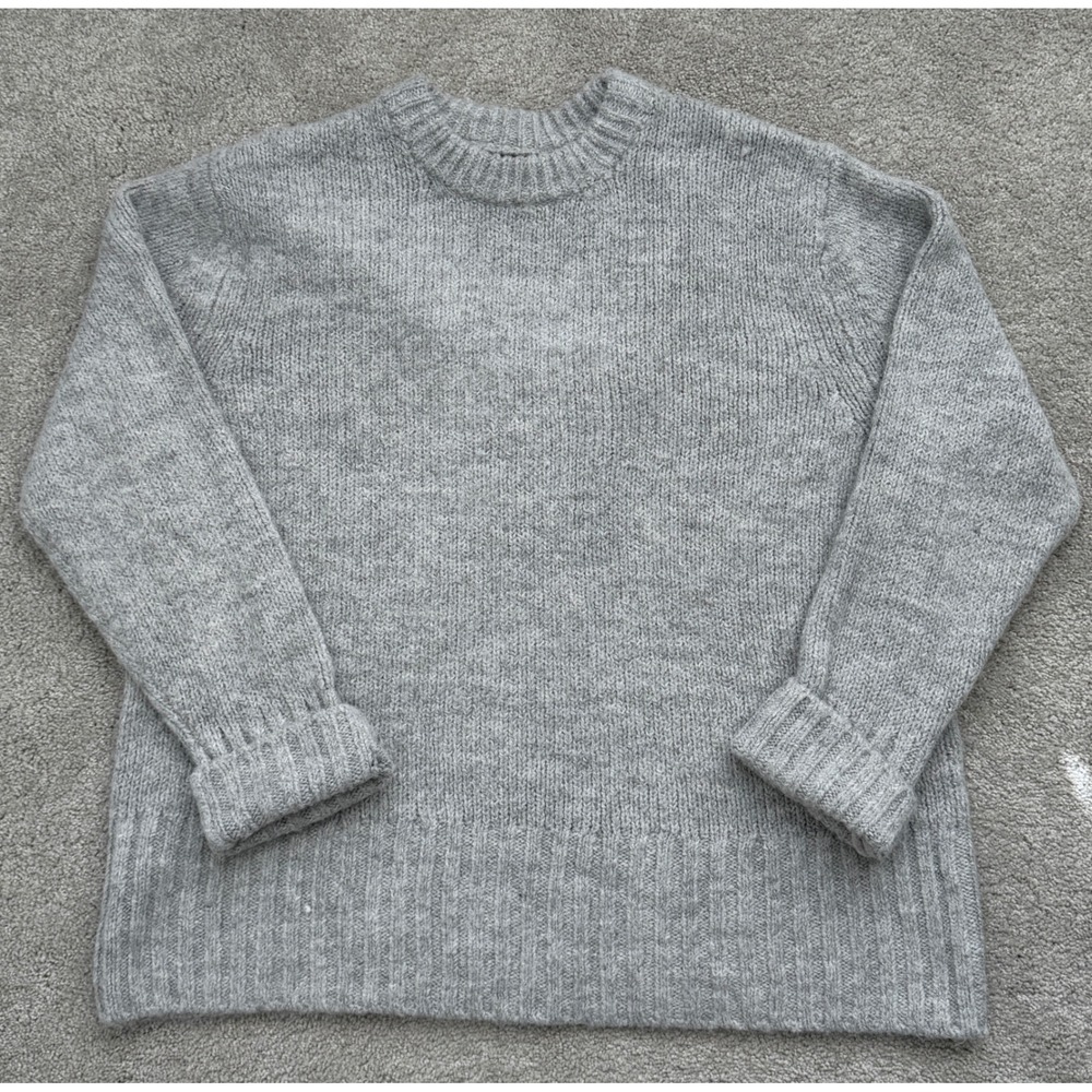 Pistola Heather Gray Crewneck Raglan Knit Sweater Small